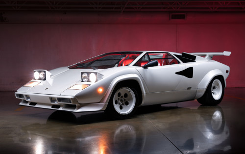 バーニングレガシー 5BOX 1984 Lamborghini Countach 5000S | Gooding Christie's